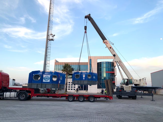 Loading operation at Diamant